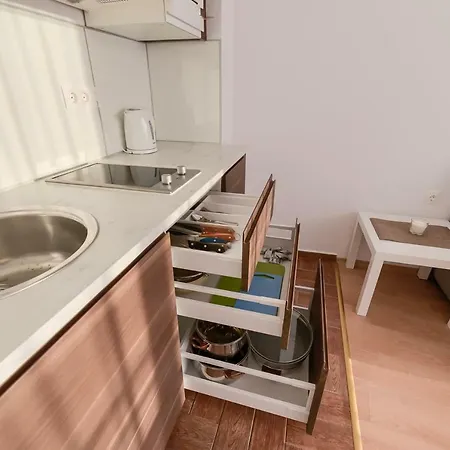 One Bedroom Appartement